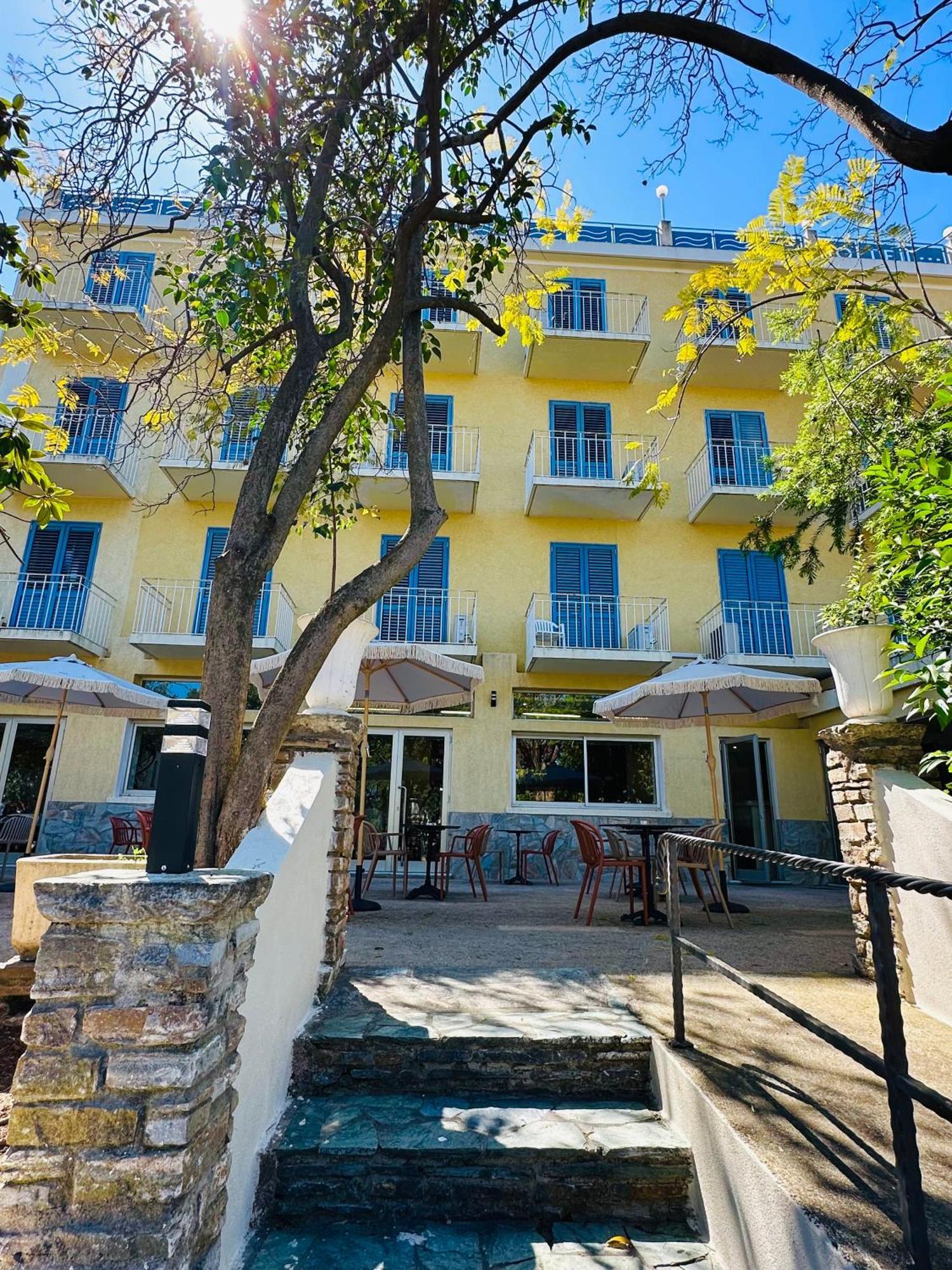 Castellu Hotel Lucciana  Exterior photo